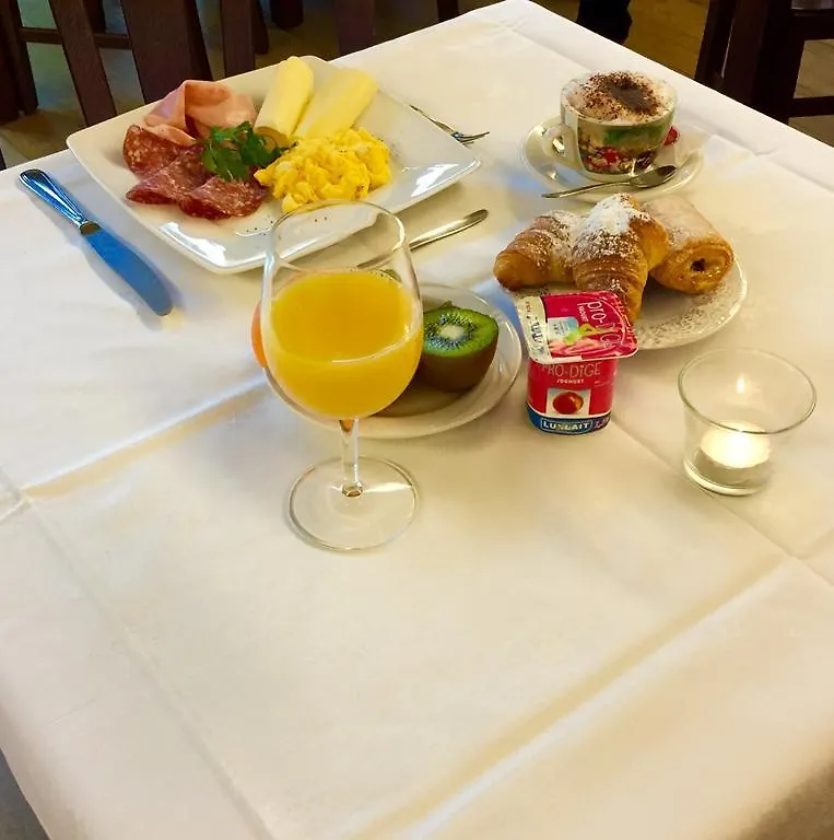 Hotel Pax Luxembourg 3*,  Luxembourg